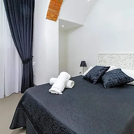 Pupi E Pupari Oda ve Kahvaltı Katanya