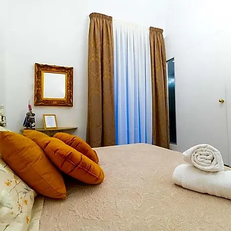 Pupi E Pupari Oda ve Kahvaltı 4*